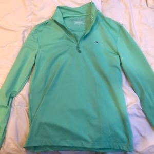 EUC Vineyard Vines performance quarter zip